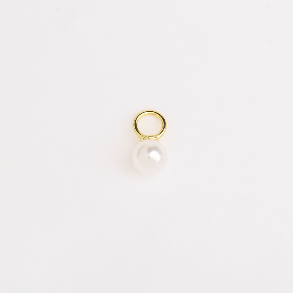 Elegant Pearl Charm - OhmoJewelry