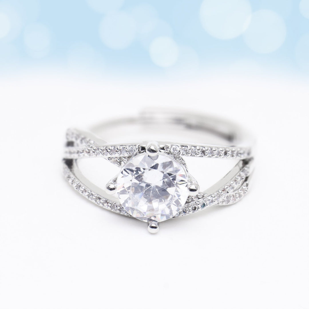 Confidence Sparkle Ring - OhmoJewelry