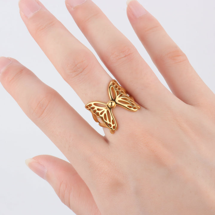 Charming Butterfly Ring - OhmoJewelry