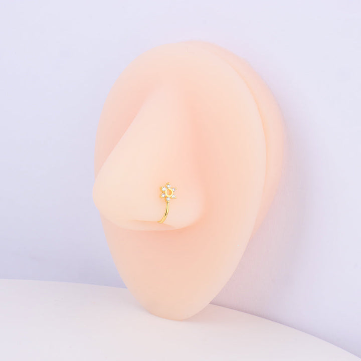 Hollow Flower Nose Cuff - OhmoJewelry