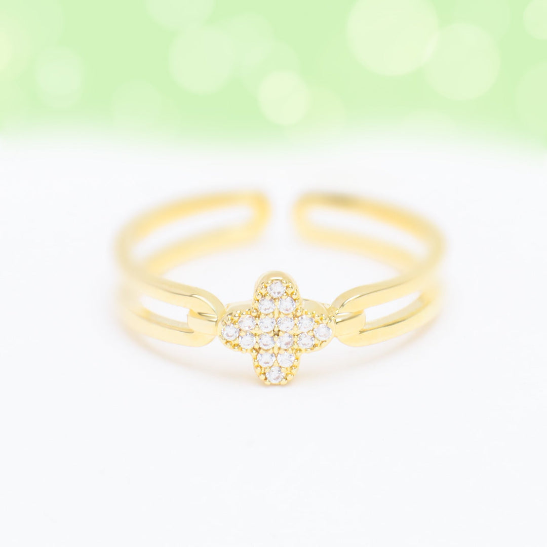 Lucky Four Leaf Clover Ring - OhmoJewelry
