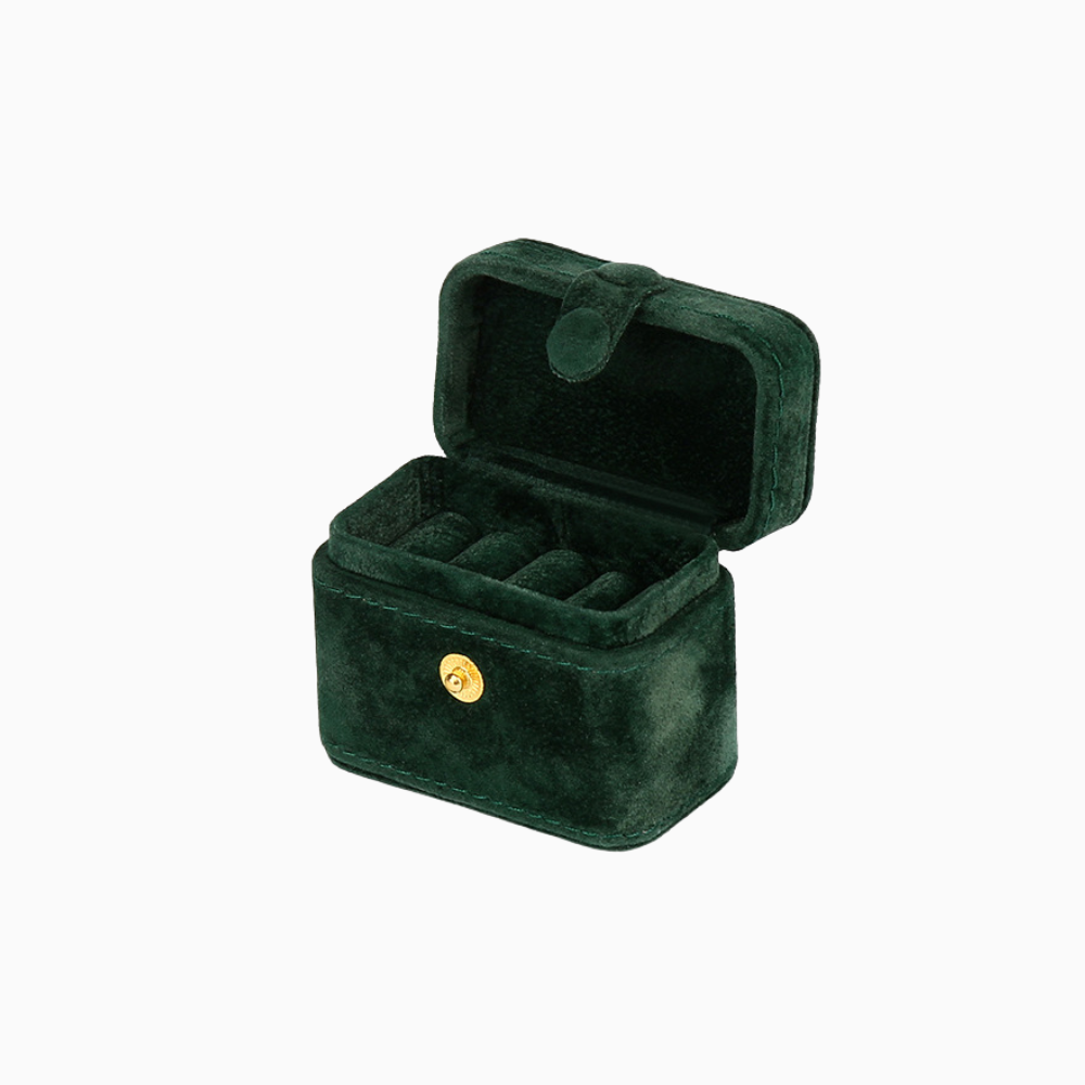 Mini Velvet Jewelry Box - OhmoJewelry